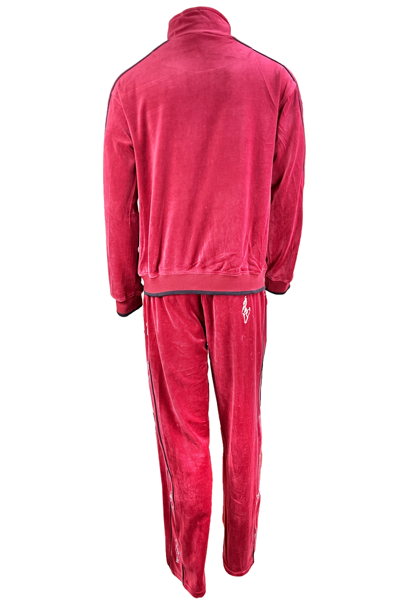 apres ski, Le Chamois, velour, tracksuit, sweatsuit, Palisades Tahoe, rhinestones, embroidery, custom, burgundy, skiing