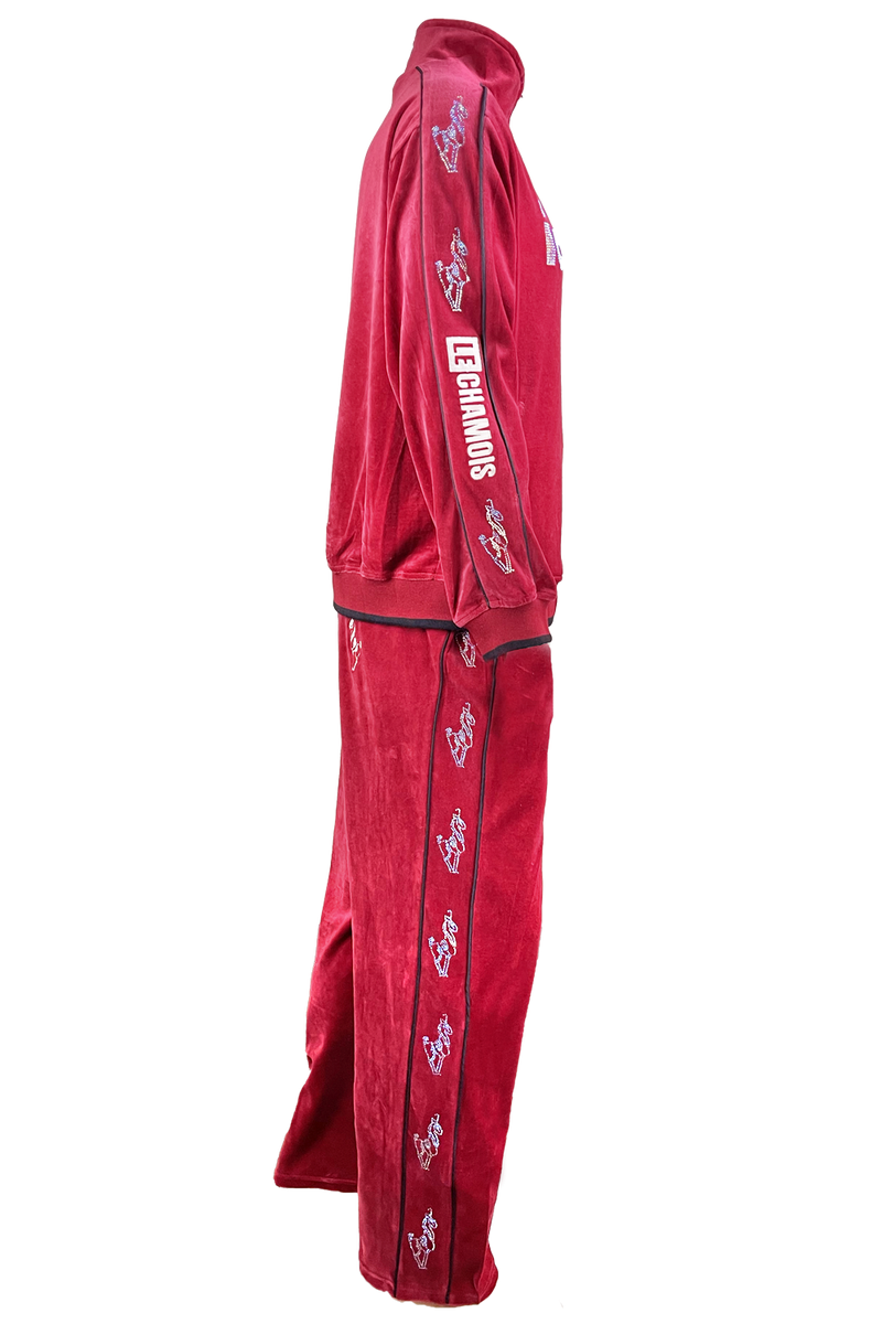 apres ski, Le Chamois, velour, tracksuit, sweatsuit, Palisades Tahoe, rhinestones, embroidery, custom, burgundy, skiing