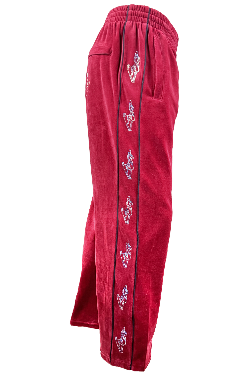 apres ski, Le Chamois, velour, tracksuit, sweatsuit, Palisades Tahoe, rhinestones, embroidery, custom, burgundy, skiing